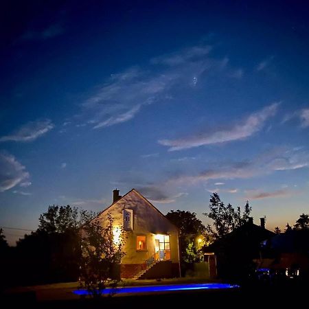 River House - Luxury House On The Border Of The Tisza River Arokto Buitenkant foto