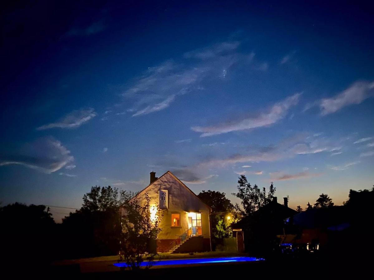River House - Luxury House On The Border Of The Tisza River Arokto Buitenkant foto